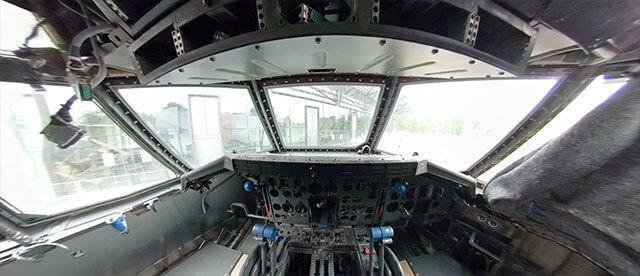 Innenansicht des Cockpits