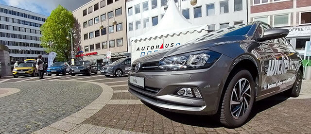 360°-VR-Panorama Fahrzeugaustellung des Autohauses Wicke bei der 30. AUTO-Schau auf dem Dr.-Ruer-Platz in der Bochumer Innenstadt