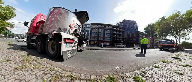 360°-VR-Panorama mit LKW und neuem Teerstreifen auf der Viktoriastraße