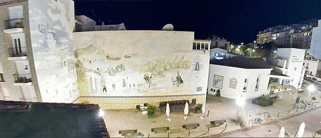 360°-VR-Panorama Mural en la Plaza Manuel D Miro en Calp/Calpe