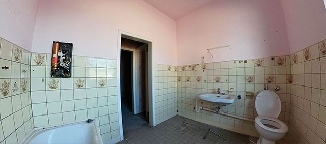 360°-VR-Panorama Hausmeister Badezimmer Telekom-Block Bochum