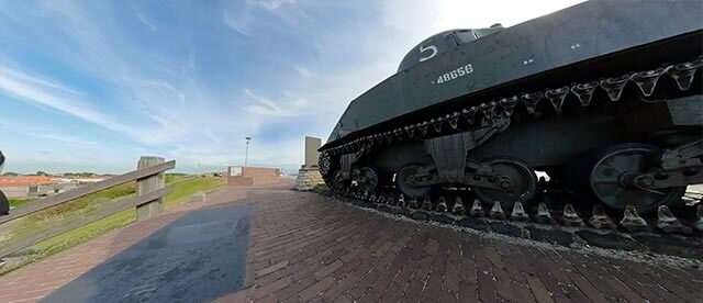 360°-VR-Panorama Tank in het Oorlogsmuseum "Polderhuis" in Westkapelle (NL)