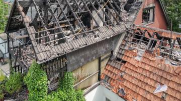Foto mit Drohne: Luftaufnahmen Brandinspektion Drohne Brandschaden