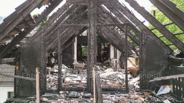 Foto mit Drohne: Luftaufnahmen Brandinspektion Drohne Brandschaden