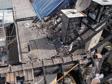 Foto mit Drohne: Luftaufnahmen Brandinspektion Drohne Brandschaden