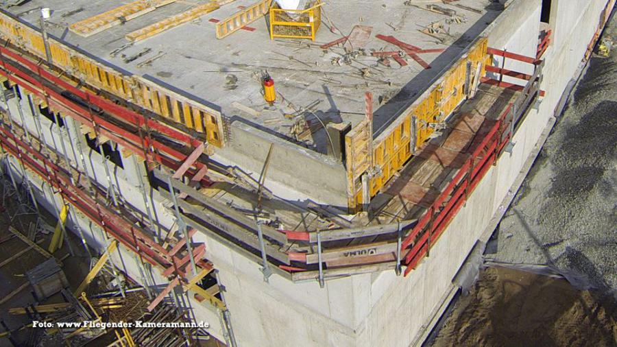 Luftbilder / Luftaufnahmen mit Drohne von Baustelle des Musikforum Bochum