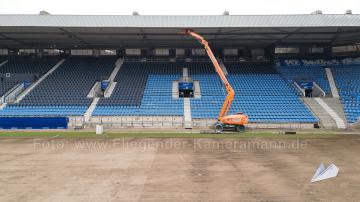 Luftaufnahmen mit Drohne im Ruhrstadion Bochum nach Rasenentfernung