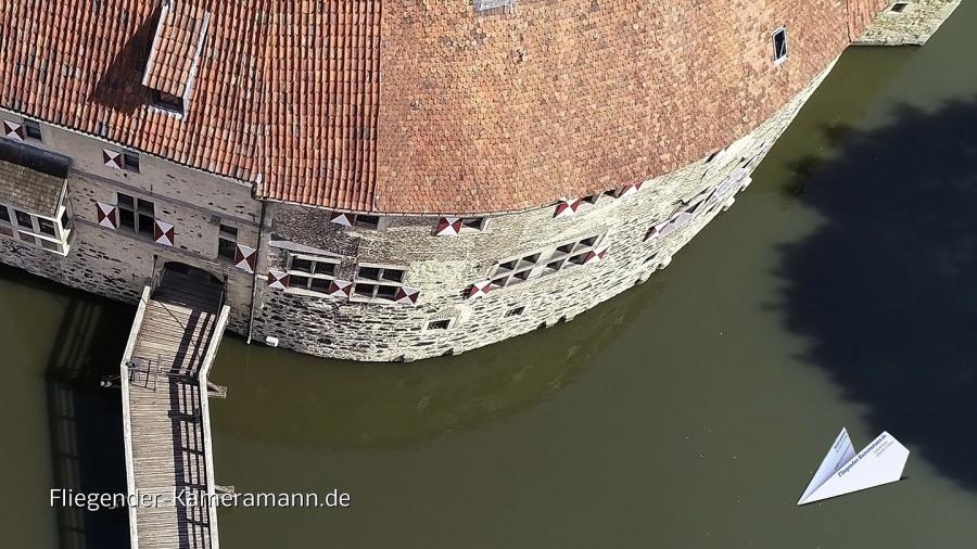 Luftaufnahmen der Burg Vischering in Nähe von Datteln mit unserer Kameradrohne