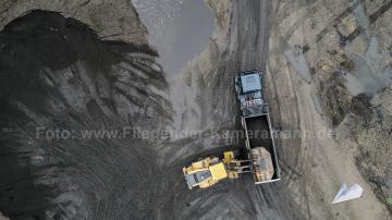 Foto mit Drohne: Luftaufnahmen mit Drohne von der Baustelle am Dortmunder Hafen