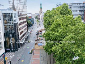 Foto mit Drohne: Drohnenfoto der Kampstraße in Dortmund mit Baustelle und Stadtumbau
