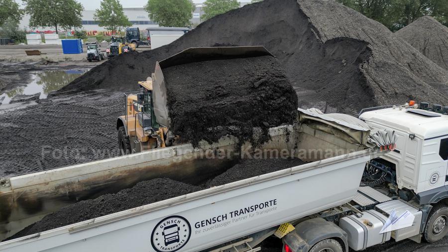 Luftaufnahmen mit Drohne von der Baustelle am Dortmunder Hafen