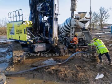Luftaufnahmen mit Drohne in Düsseldorf auf Tiefbau-Baustelle