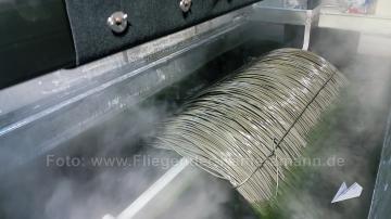 Foto mit Drohne: Drohnenflug in Industrieanlage in Düsseldorf – Professionelle Indoor-Luftaufnahmen