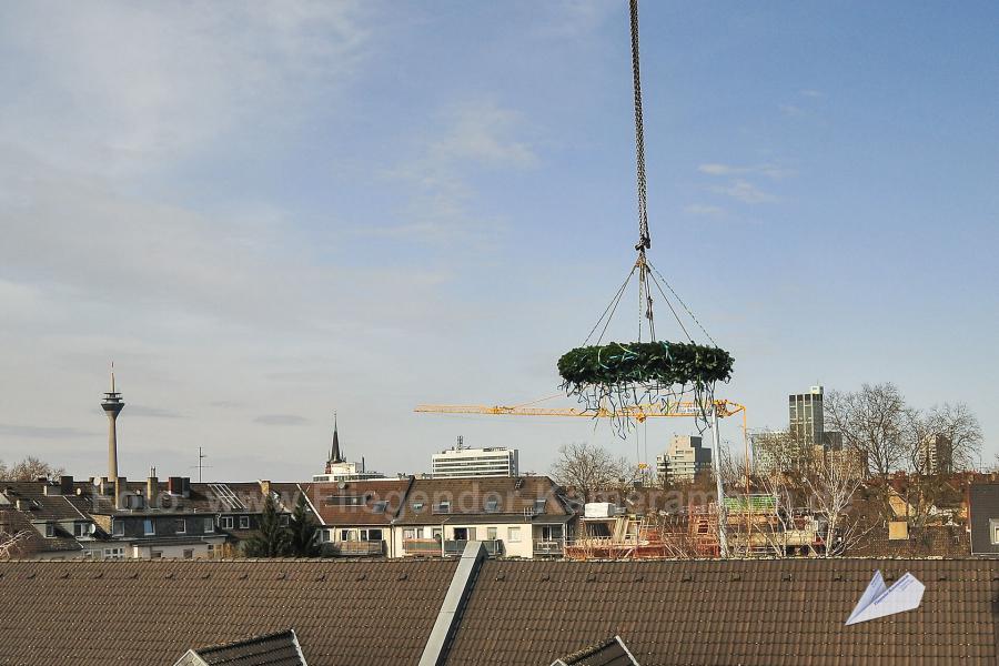 Luftaufnahme in Düsseldorf mit Drohne bei Richtfest