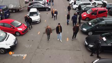 Luftaufnahmen mit Drohne für TV-Produktion über Automarkt in Essen