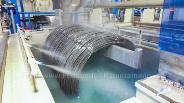 Foto mit Drohne: Drohnenflug in Industrieanlagen in Essen – Hochwertige Drohnenaufnahmen für Unternehmen