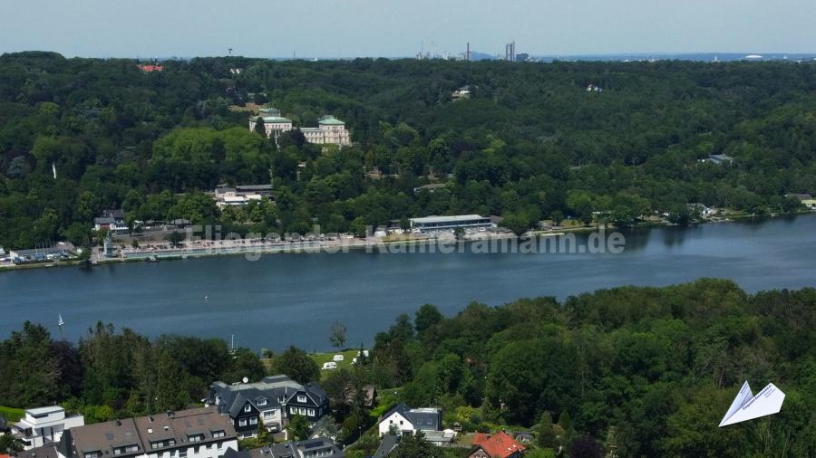 Kameradrohne in Essen für hochauflösende Luftbilder und Luftaufnahmen, hier der Baldeneysee