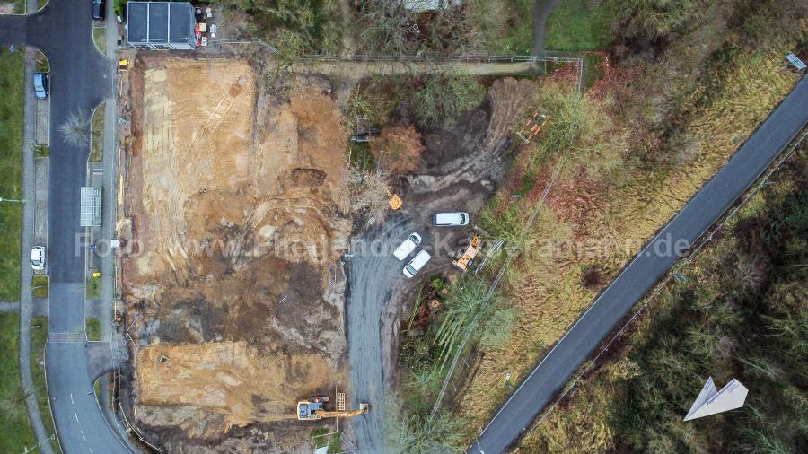 Luftaufnahmen der Baustelle am Kreisverkehr des Wohnquartiers "Dilldorfer Höhe" in Essen