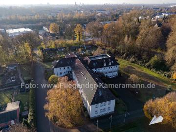 Foto mit Drohne: Professionelle Luftaufnahme einer Herberge in Gelsenkirchen