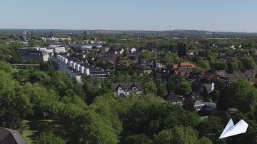 Foto mit Drohne: Kameradrohne mit Blick auf Gelsenkirchen für hochauflösende Luftbilder und Luftaufnahmen (Fotos und Videos)