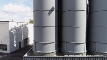 Foto mit Drohne: Kameradrohne in Köln für hochauflösende Luftbilder und Luftaufnahmen (Fotos und Videos)
