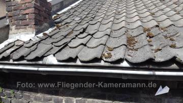 Foto mit Drohne: Kameradrohne in Krefeld bei einer Dachinspekton für hochauflösende Luftbilder und Luftaufnahmen (Fotos und Videos)