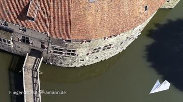 Foto mit Drohne: Luftaufnahmen der Burg Vischering in Lüdinghausen mit unserer Kameradrohne