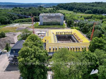 Foto mit Drohne: Luftaufnahmen der Umbauarbeiten am Lennershof in Bochum-Querenburg