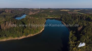 Foto mit Drohne: Luftaufnahmen mit Drohne in NRW: Drohnenaufnahmen der Wuppertalsperre im Bergischen Land bei Remscheid