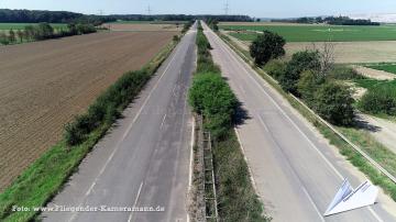 Foto mit Drohne: Luftaufnahmen mit Drohne in NRW: Kraftwerke im Rheinland und durch Tagebau verlassene Orte