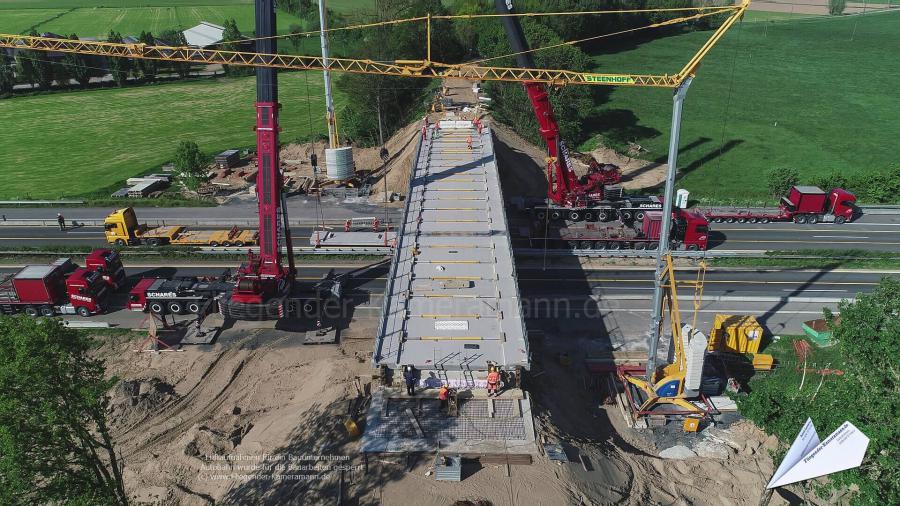 Luftaufnahmen mit Drohne in NRW: Drohnenaufnahmen Baustelle Autobahnbrücke