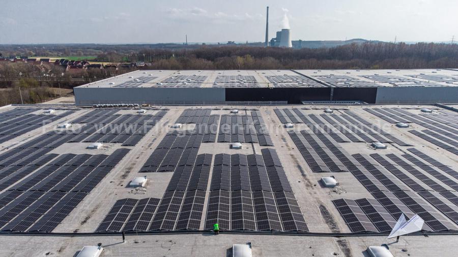 Luftaufnahmen mit Drohne in NRW: Drohnenaufnahmen Industrie- und Logistikzentren in Nordrhein-Westfalen