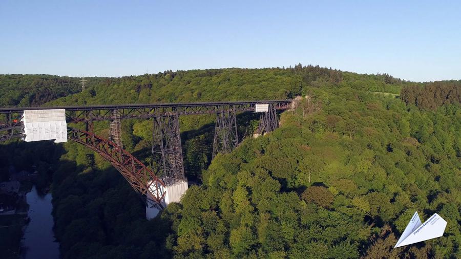 Kameradrohne in Solingen für hochauflösende Luftbilder und Luftaufnahmen (Fotos und Videos)