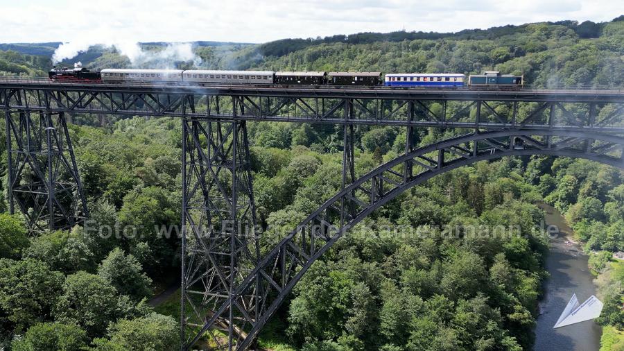 Kameradrohne in Solingen für hochauflösende Luftbilder und Luftaufnahmen (Fotos und Videos)