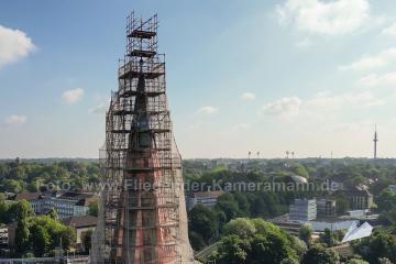 Foto mit Drohne: Drohnenaufnahmen an der Propsteikirche St. Peter und Paul in Bochum