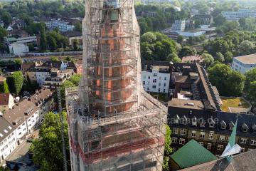 Foto mit Drohne: Drohnenaufnahmen an der Propsteikirche St. Peter und Paul in Bochum