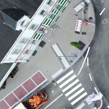 Baustelle Kreisverkehr Bauarbeiten Luftaufnahme 