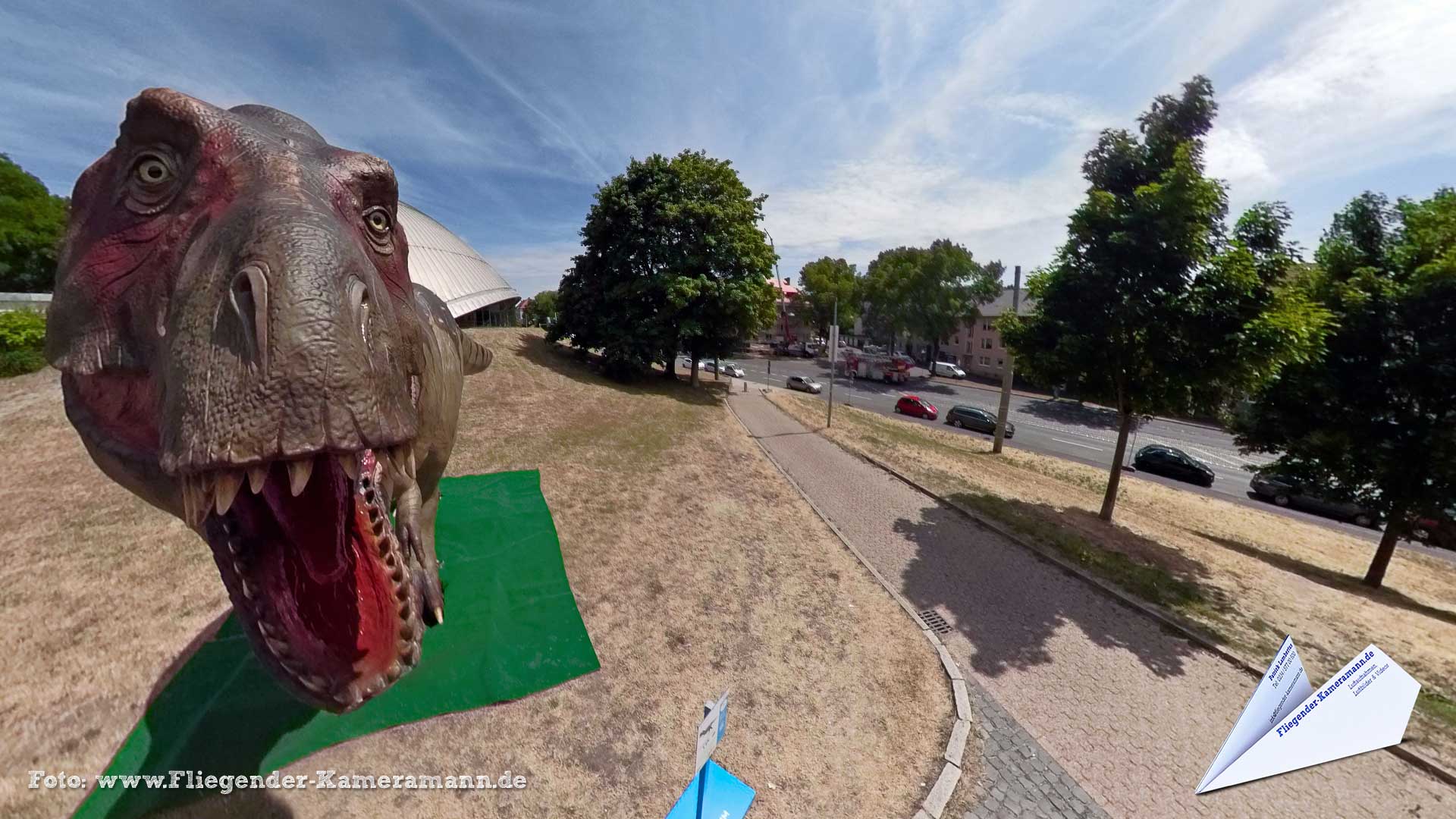 Tyrannosaurus rex vor dem Planetarium Bochum - 360°-Panorama