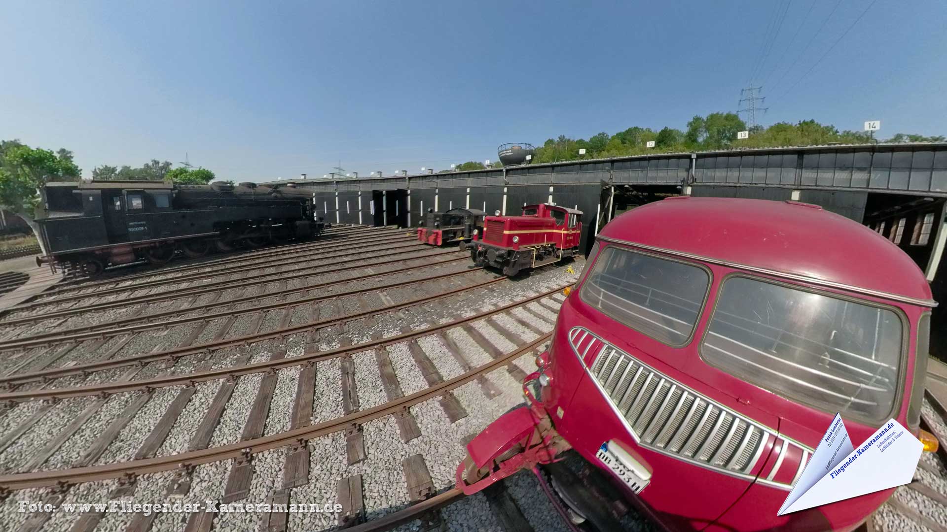 Schienen-Straßen-Bus von 1953 im Eisenbahnmuseum Bochum - 360°-Panorama