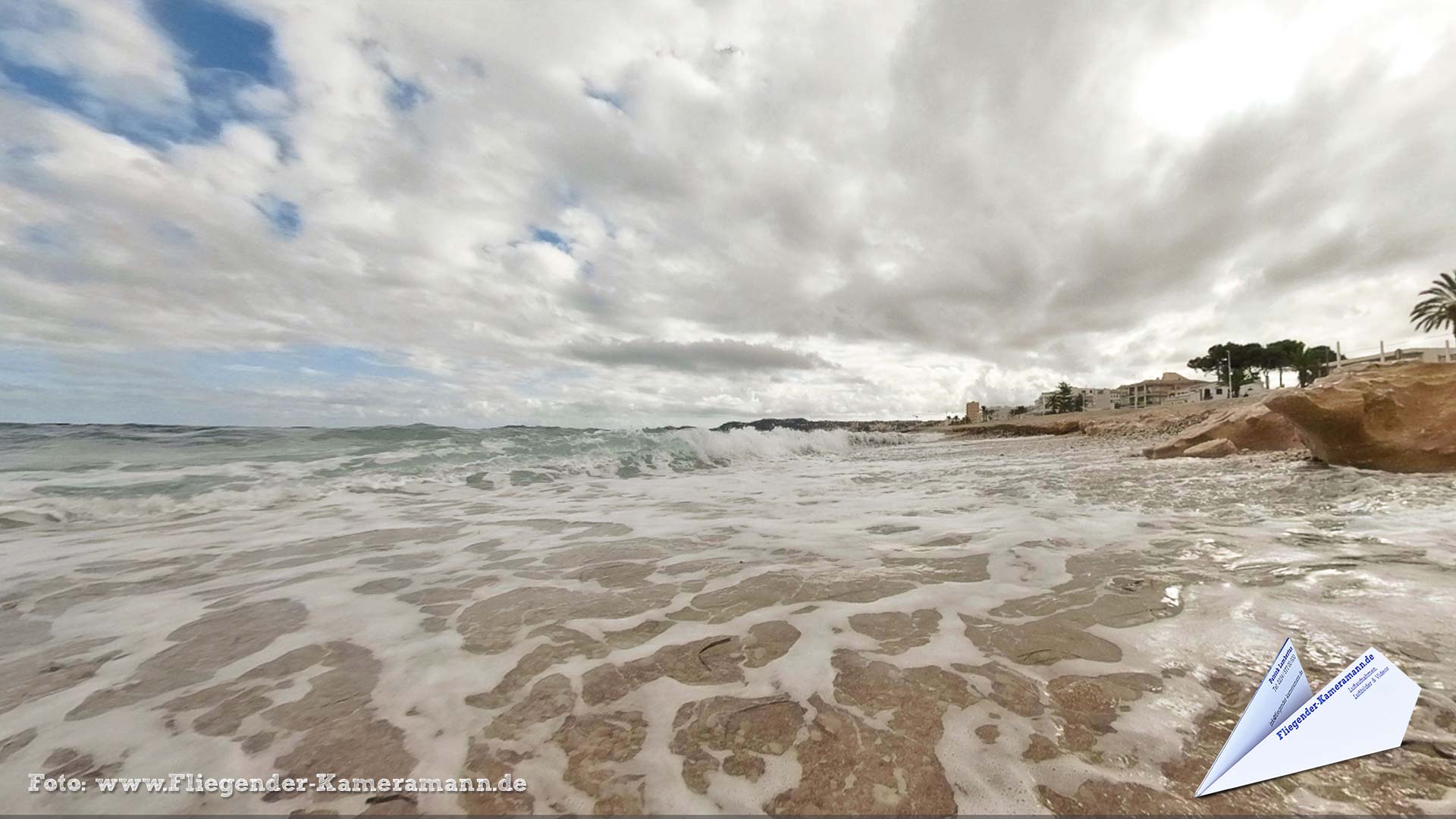 La costa en la Promenada Maritim de Jávea/Xàbia (ES) - 360°-Panorama