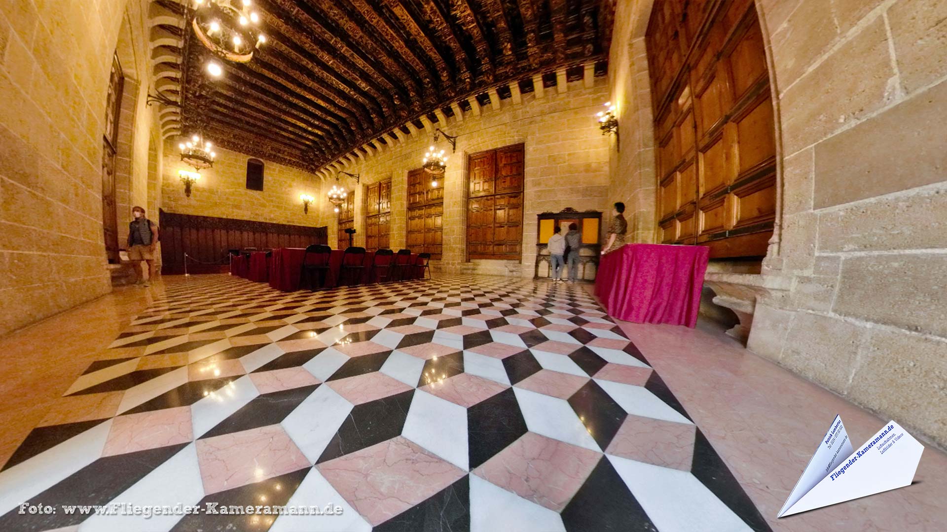 Salón de la Lonja de la Seda en Valencia (ES) - 360°-Panorama