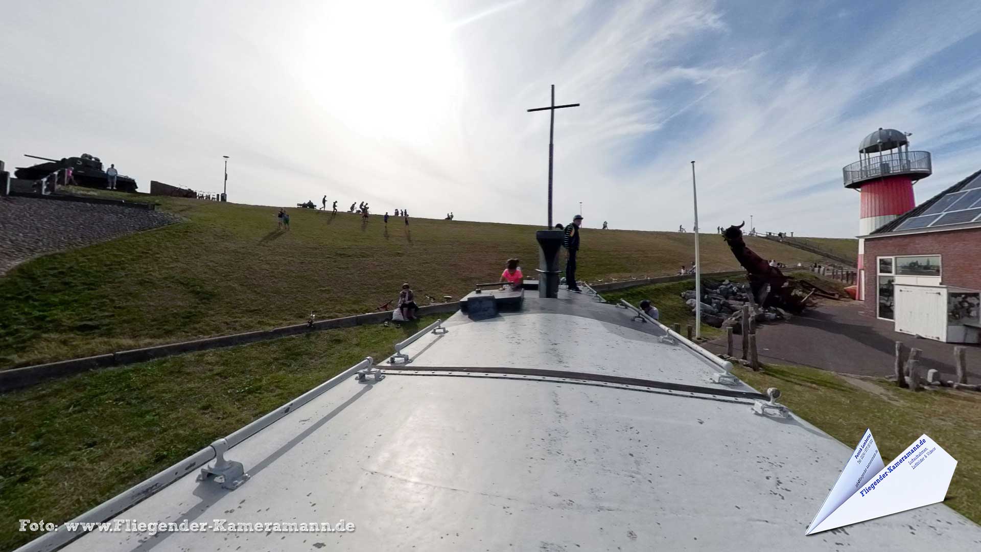 Landingsboot in het oorlogsmuseum "Polderhuis" in Westkapelle (NL) - 360°-Panorama