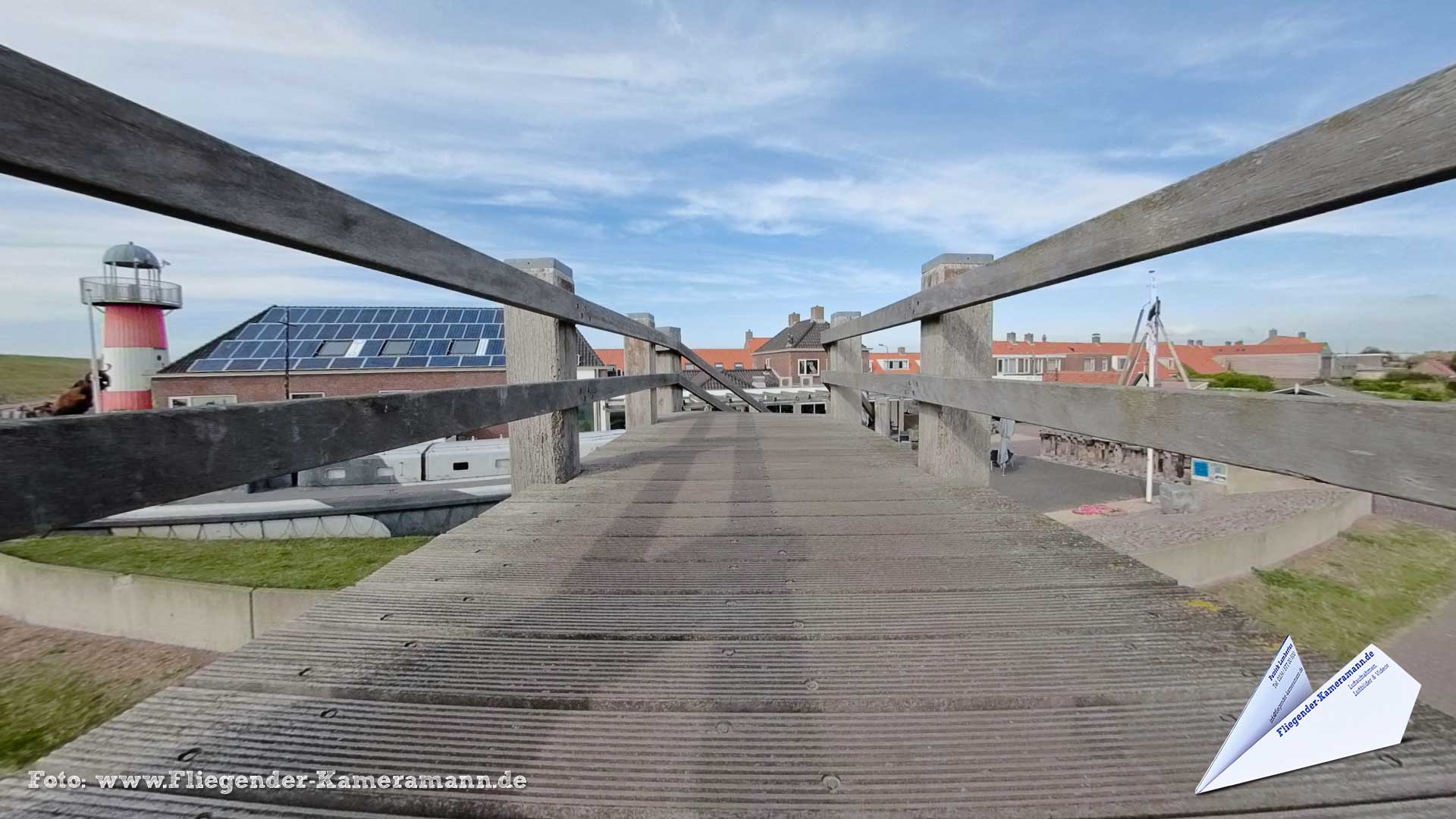 Brug bij het oorlogsmuseum "Polderhuis" in Westkapelle (NL) - 360°-Panorama