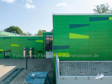 Foto mit Drohne: Luftaufnahmen mit Drohne vom modernisierten Schulzentrum Wiemelhausen in Bochum