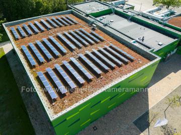 Foto mit Drohne: Luftaufnahmen mit Drohne vom modernisierten Schulzentrum Wiemelhausen in Bochum