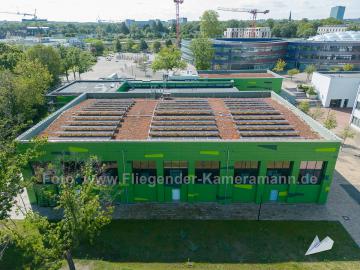 Foto mit Drohne: Luftaufnahmen mit Drohne vom modernisierten Schulzentrum Wiemelhausen in Bochum