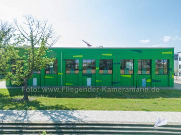 Foto mit Drohne: Luftaufnahmen mit Drohne vom modernisierten Schulzentrum Wiemelhausen in Bochum