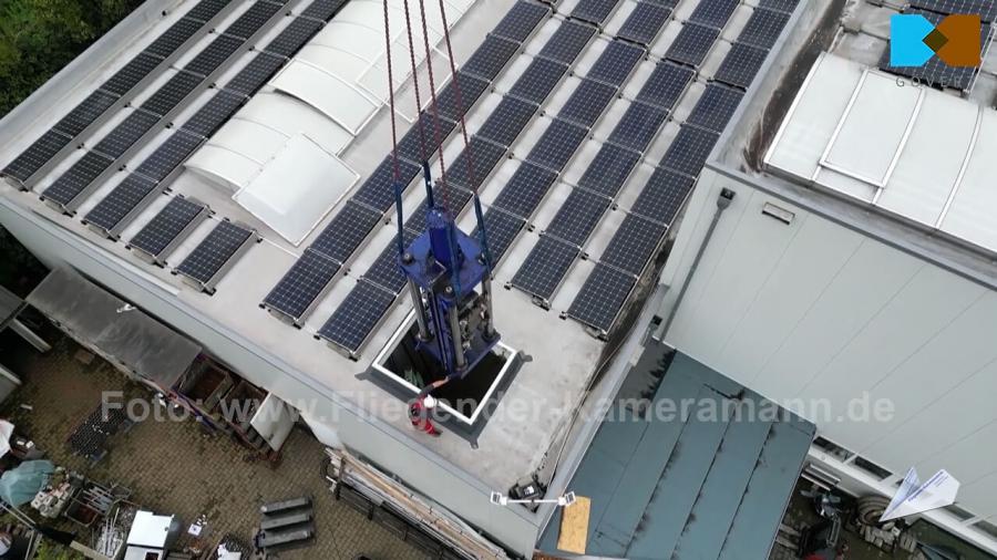 Luftaufnahmen für Videoproduktion bei Großtransport einer 2000-Kilo-Netwon-Zugprüfmaschine in Essen