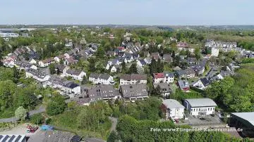 Foto mit Drohne: Luftaufnahme in Bochum-Altenbochum mit Kamera-Drohne
