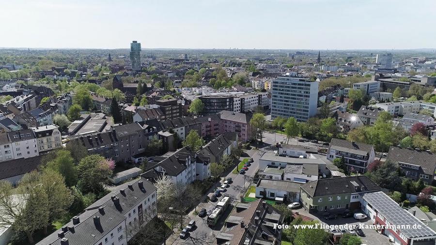 Luftaufnahme in Bochum-Altenbochum mit Kamera-Drohne